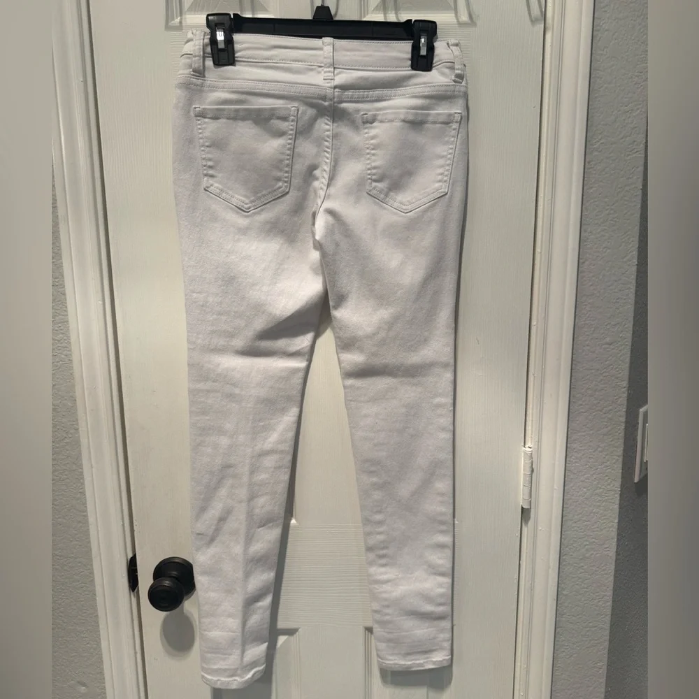 💙🔥💜 Hybrid & Co White Jeans Size 5 | Mid Rise Stretch Denim | Clean Classic - Picture 3 of 4